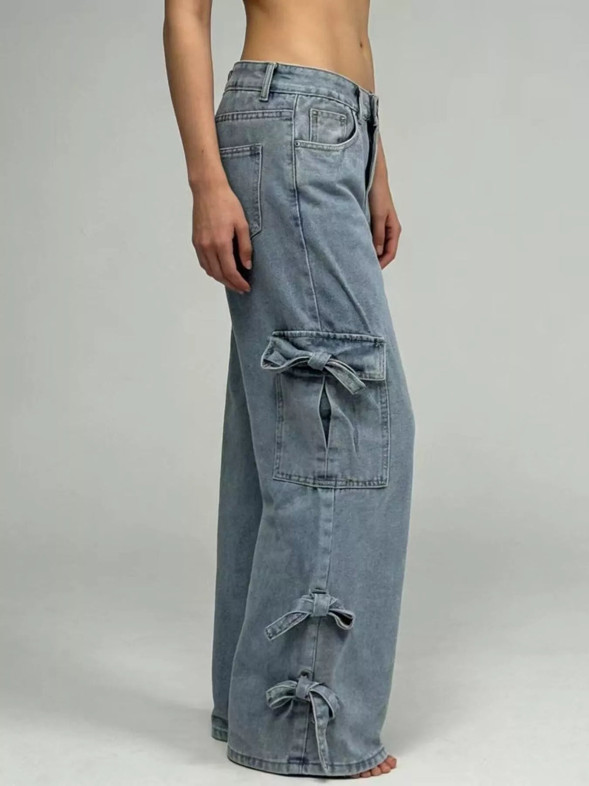 Bow Wide Leg Jeans - Elevate Your Style with Comfort — view 11