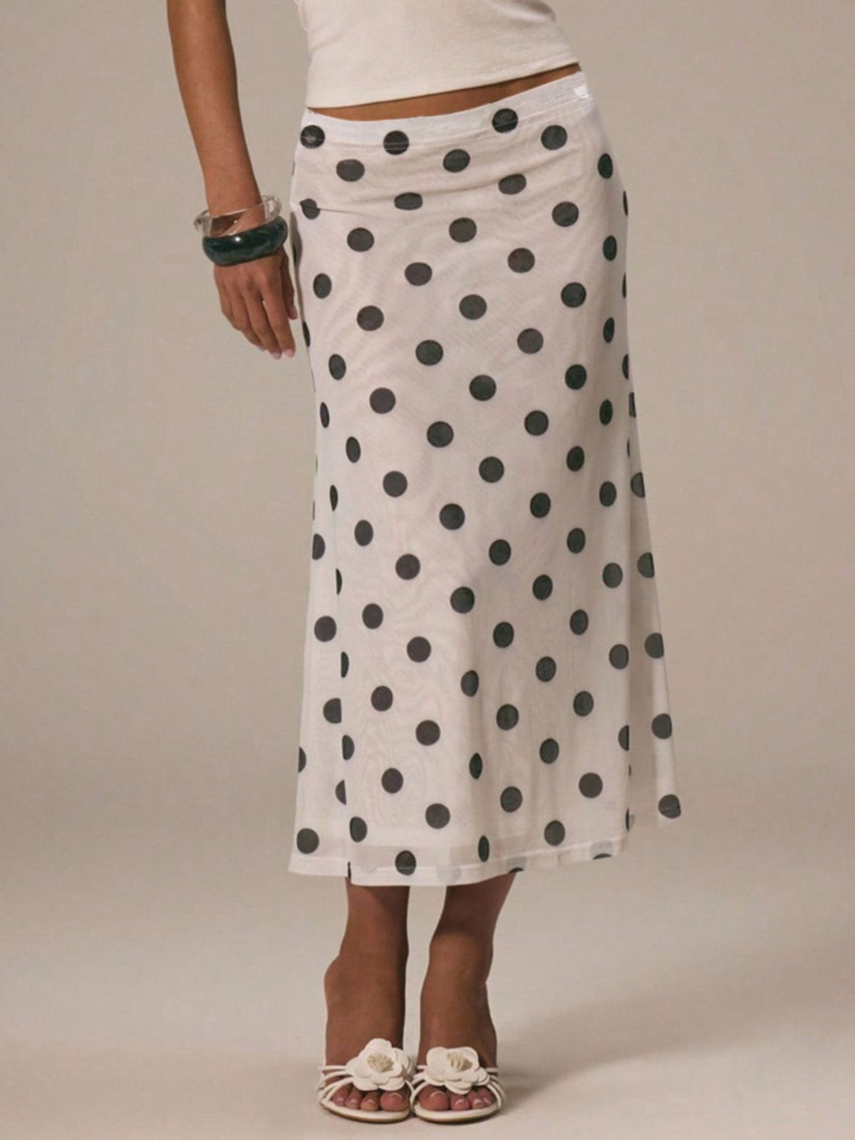 Chic & Versatile Polka Dot Midi Skirt for Effortless Style — view 5