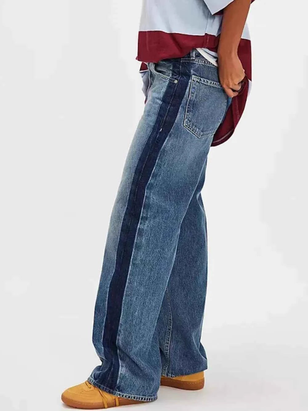 Baggy Jeans with Pockets - Comfort Meets Style — alternate view