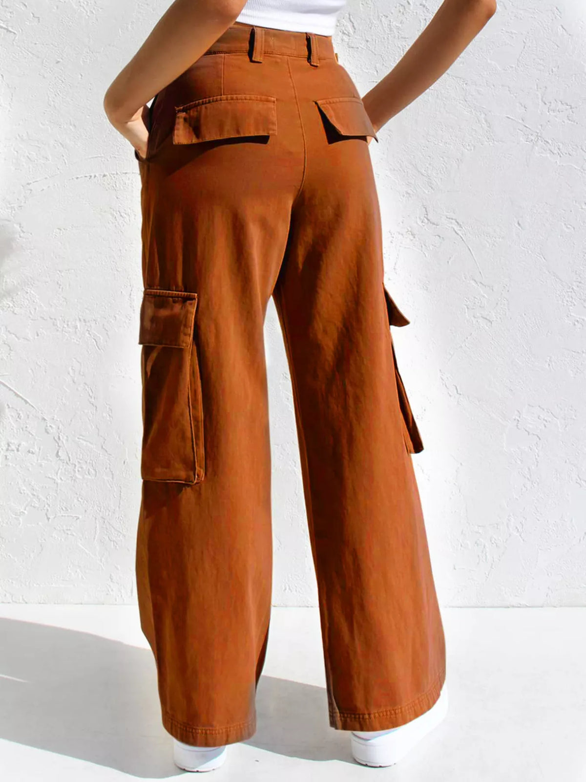 High-Waisted Wide Leg Cargo Jeans - Effortless Style & Comfort — view 13