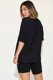 Transform Your Style with Our V-Neck T-Shirt and Shorts Set — view 26