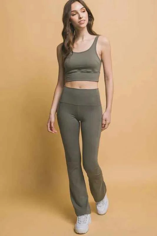 High Waist Flare Active Leggings with Side Pockets for Ultimate Style — view 4