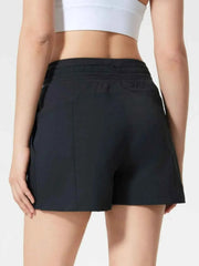 Active Shorts with Pockets - Comfort and Functionality Combined — view 15