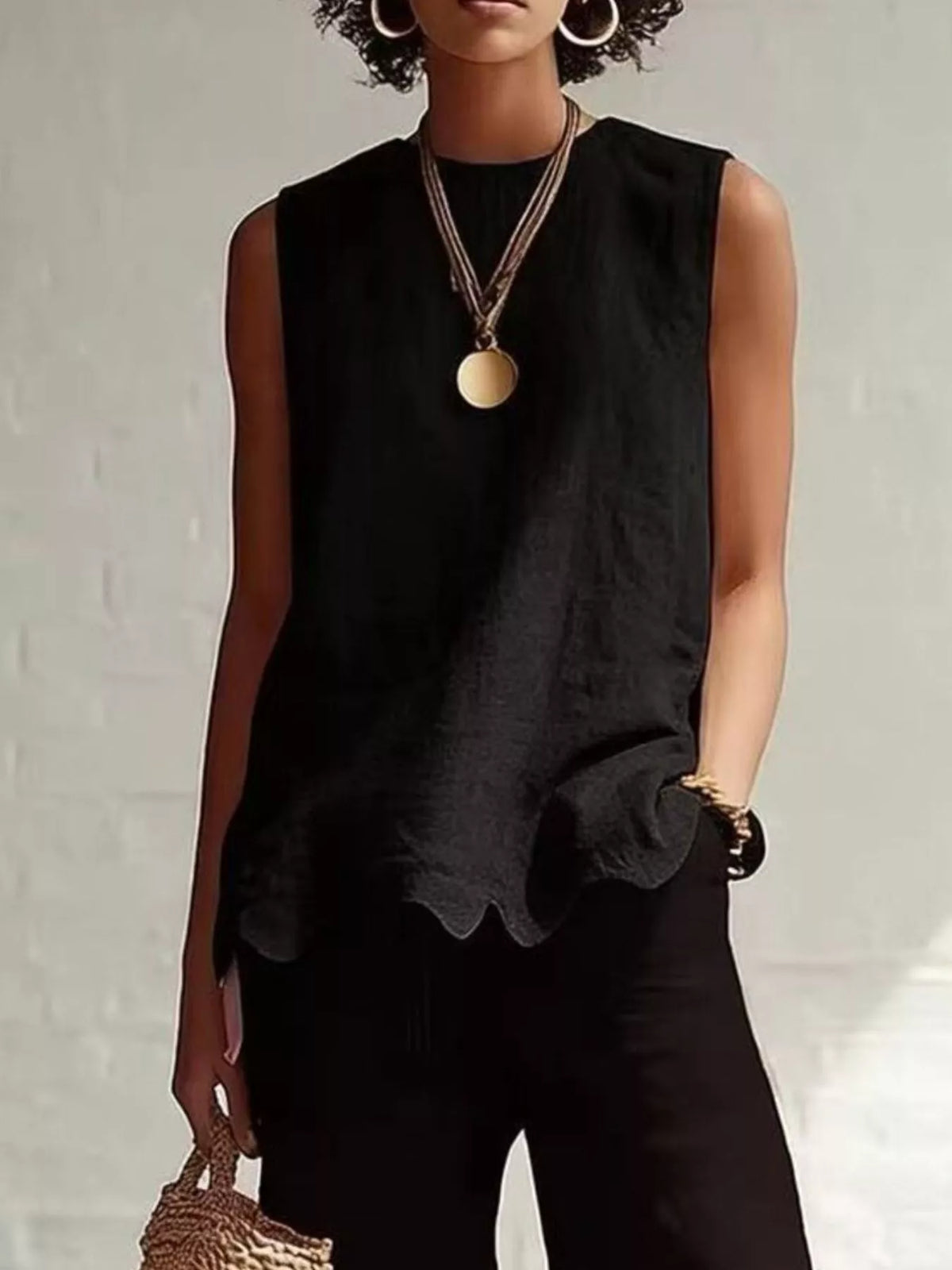 Scalloped Hem Sleeveless Tank Top - Effortless Style & Comfort — view 5