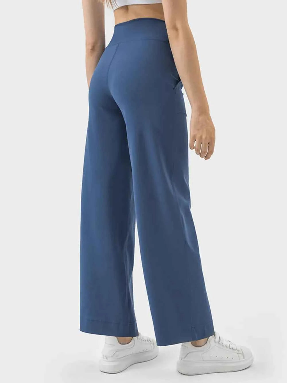 Active Pants with Pockets - Comfort Meets Convenience — view 3