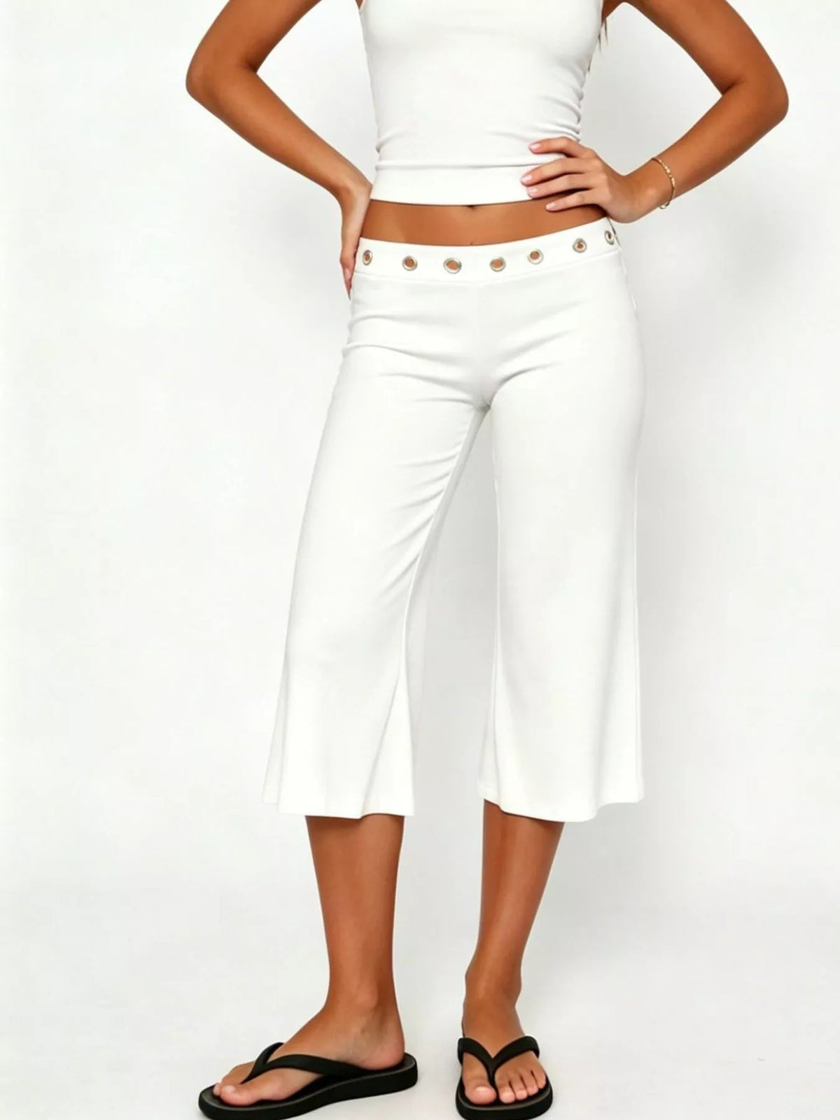 Mid Rise Capris Pants — view 13