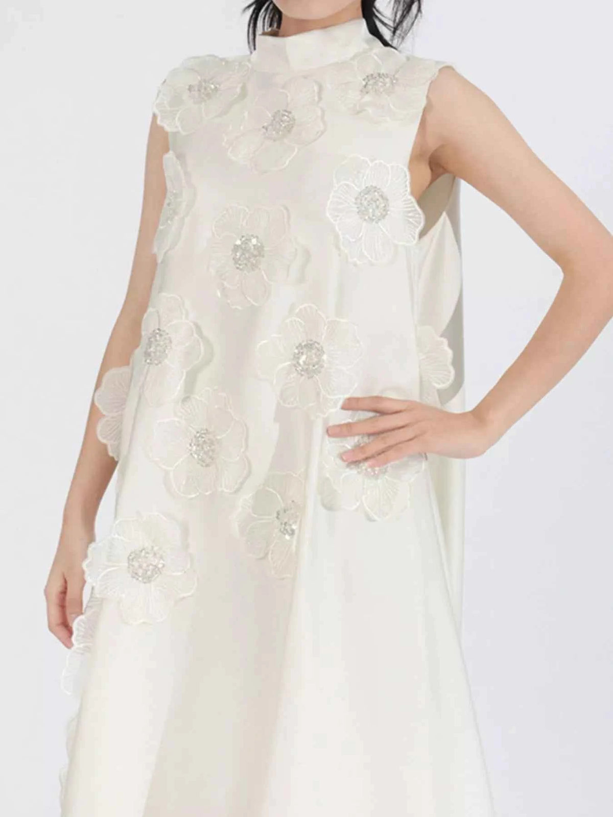 Floral Embellished Sleeveless Maxi Dress