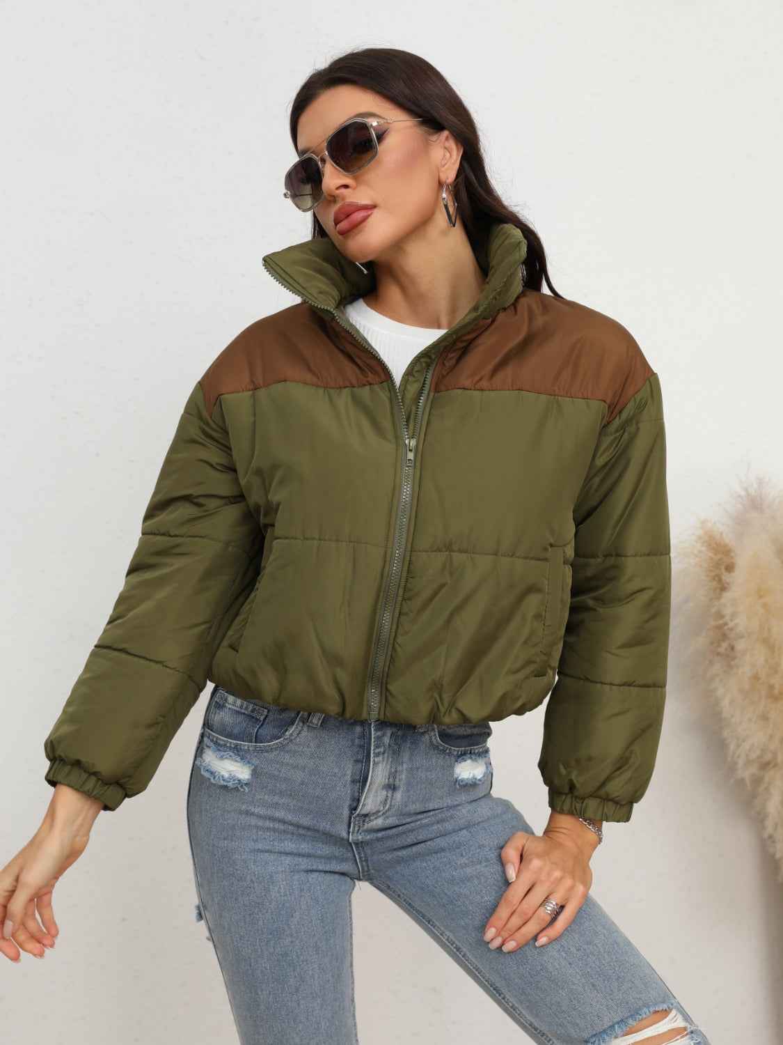 Two-Tone Zip-Up Puffer Jacket - Stay Warm and Stylish — view 4