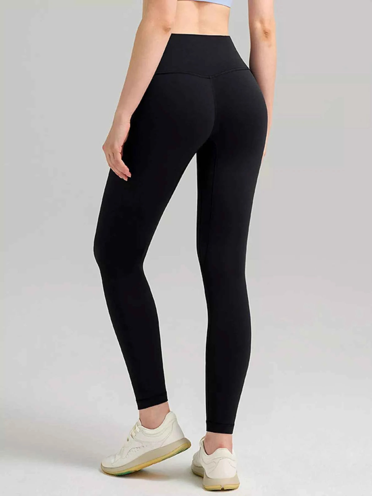 High-Waisted Seamless Active Leggings for Ultimate Comfort — view 2