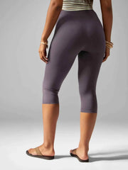 High-Waisted Active Capri Leggings for Ultimate Comfort and Style — view 10