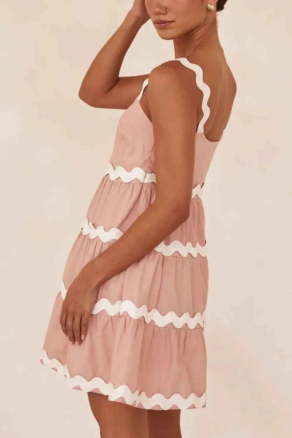 Contrast Trim Square Neck Tiered Dress