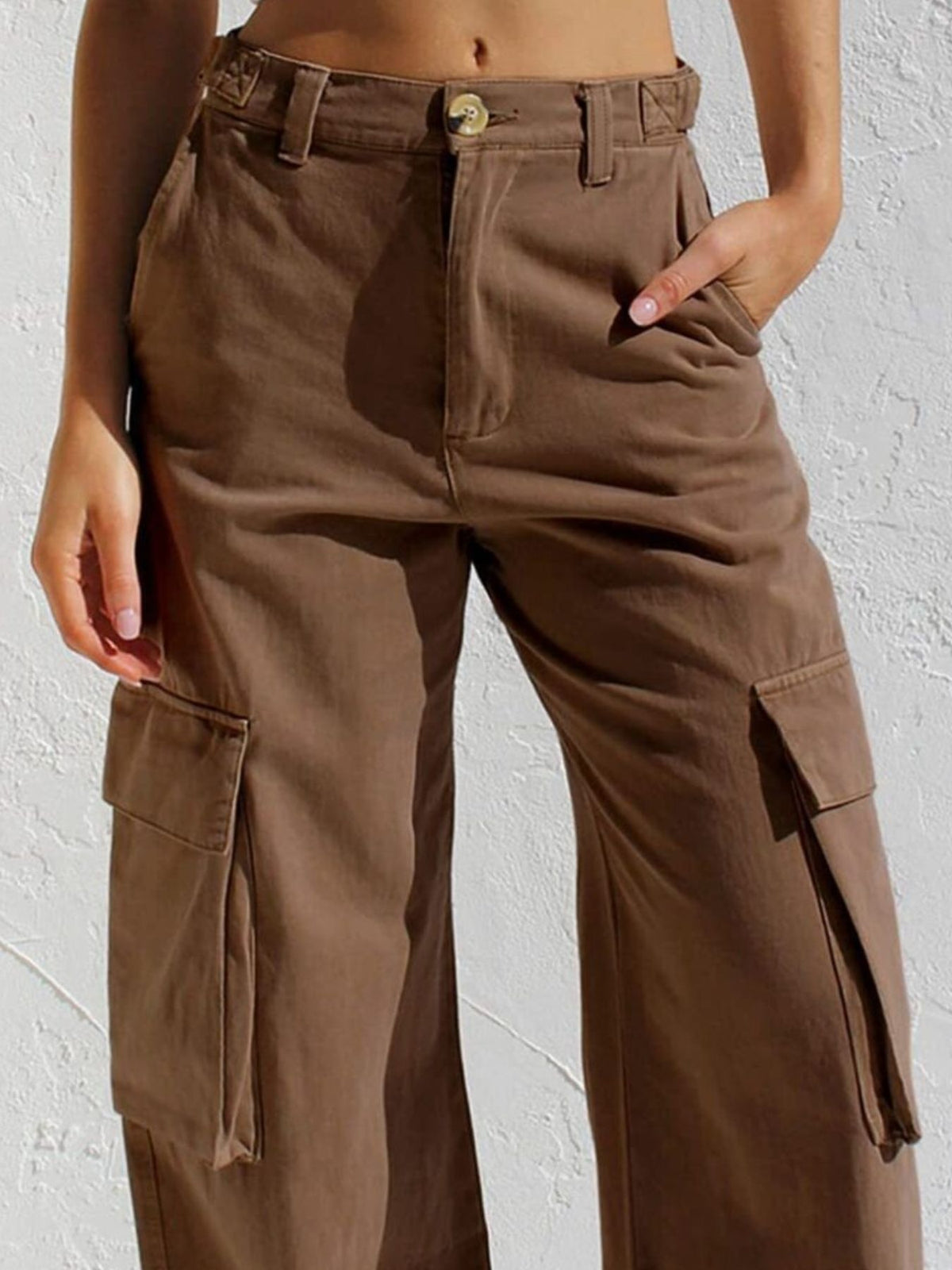 High-Waisted Wide Leg Cargo Jeans - Effortless Style & Comfort — view 10