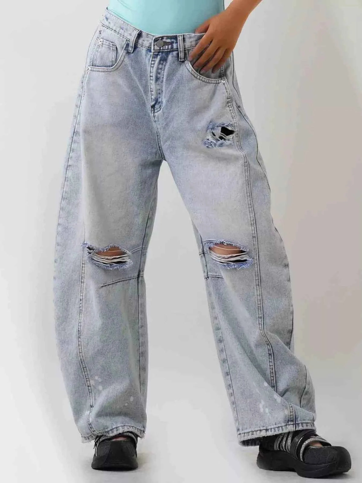 Distressed Wide Leg Jeans: Effortless Style Meets Comfort — view 2