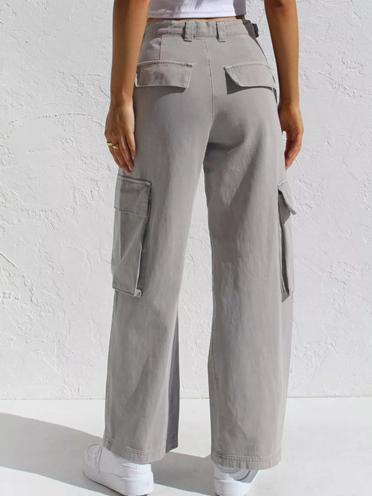 High-Waisted Wide Leg Cargo Jeans - Effortless Style & Comfort — view 21