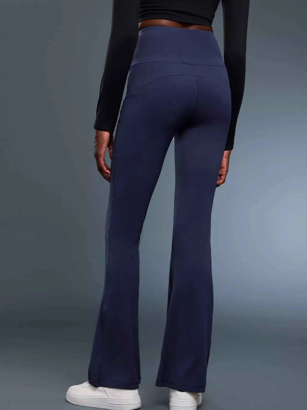 High-Waisted Flare Active Pants - Elevate Your Activewear Game — view 6