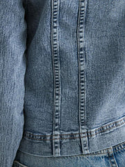 Classic Button-Down Denim Jacket - Timeless Style for Every Wardrobe — view 5