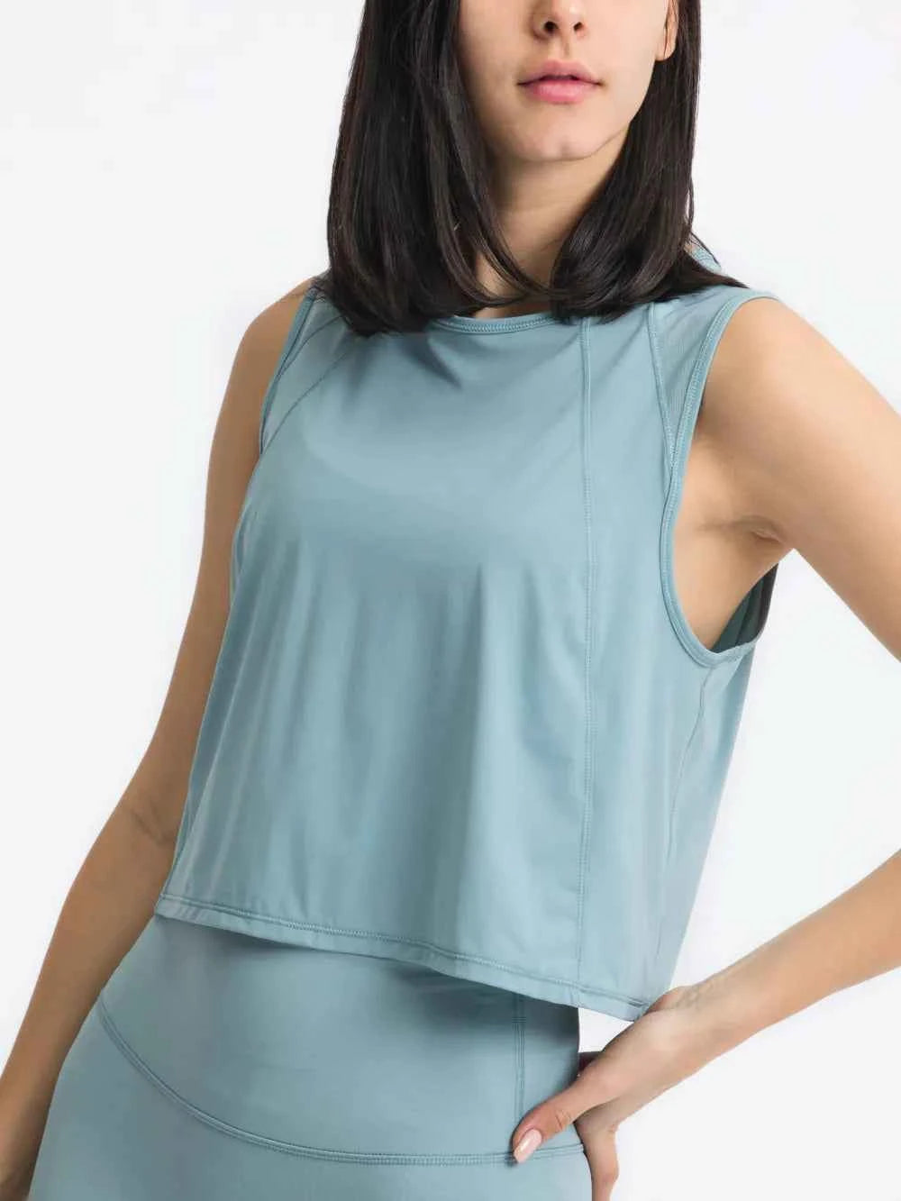 Round Neck Cropped Active Tank for Ultimate Comfort — view 11