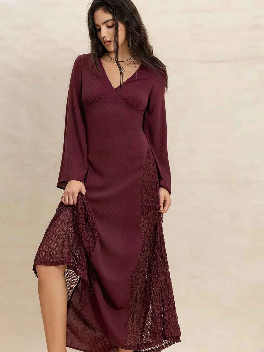 Lace Patchwork V-Neck Long Sleeve Midi Dress — view 3