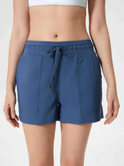 Active Shorts with Pockets - Comfort and Functionality Combined — view 4