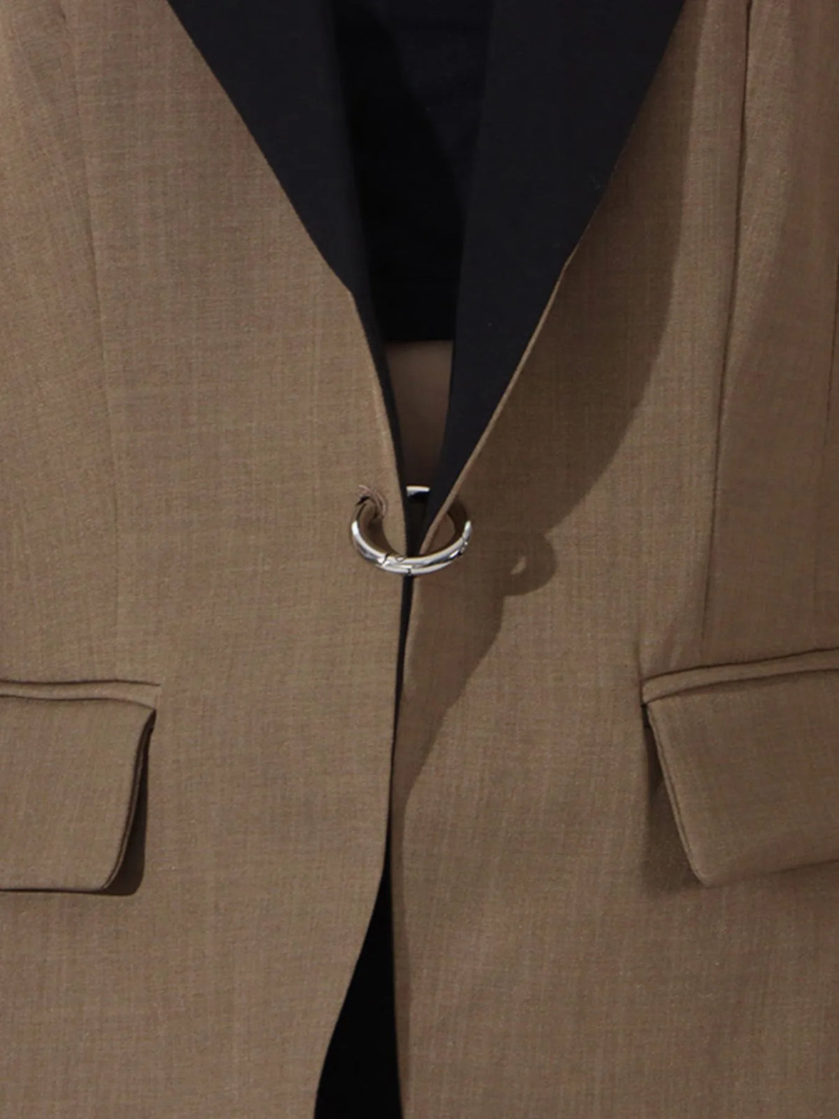 Contrast Lapel Collar Long Sleeve Blazer — view 11