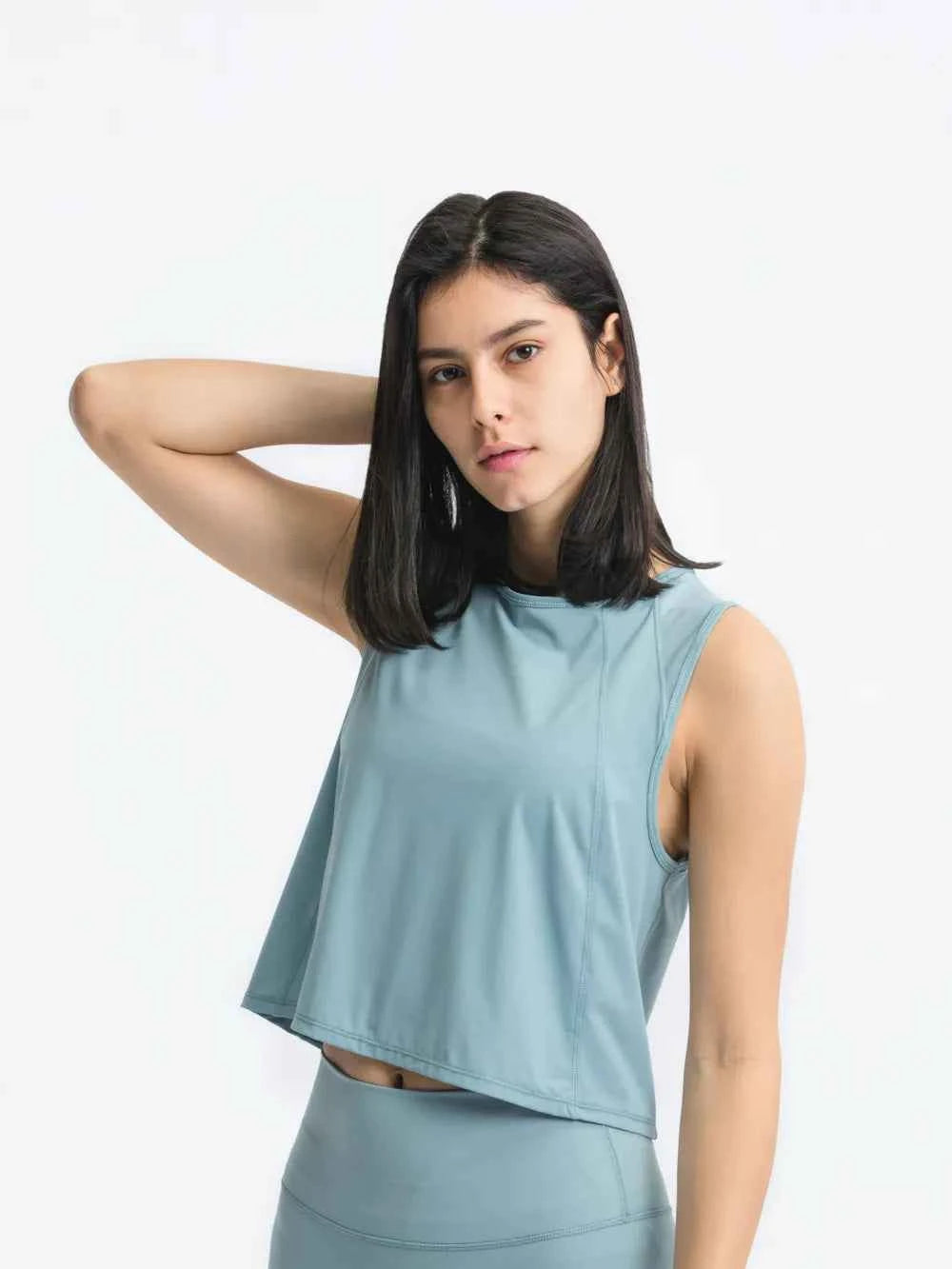 Round Neck Cropped Active Tank for Ultimate Comfort — view 9