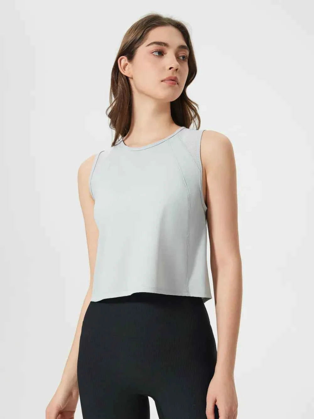 Round Neck Cropped Active Tank for Ultimate Comfort — view 1