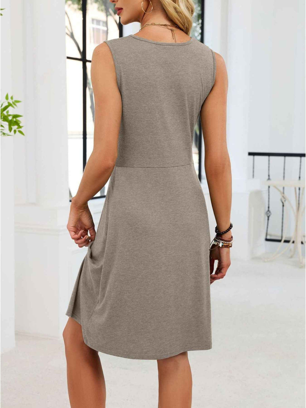 Sleeveless Twist Knot Front Casual Dress - Effortless Style & Comfort — view 18