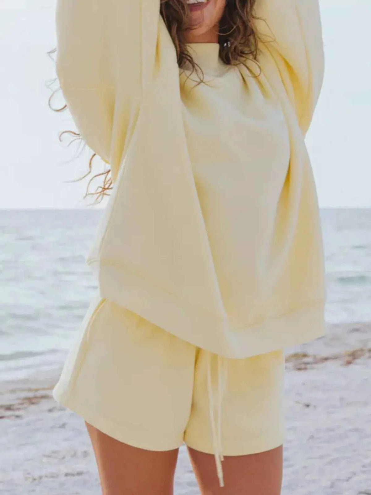 Relaxed Fit Round Neck Sweatshirt and Shorts Set for Ultimate Comfort — view 14