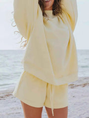 Relaxed Fit Round Neck Sweatshirt and Shorts Set for Ultimate Comfort — view 14