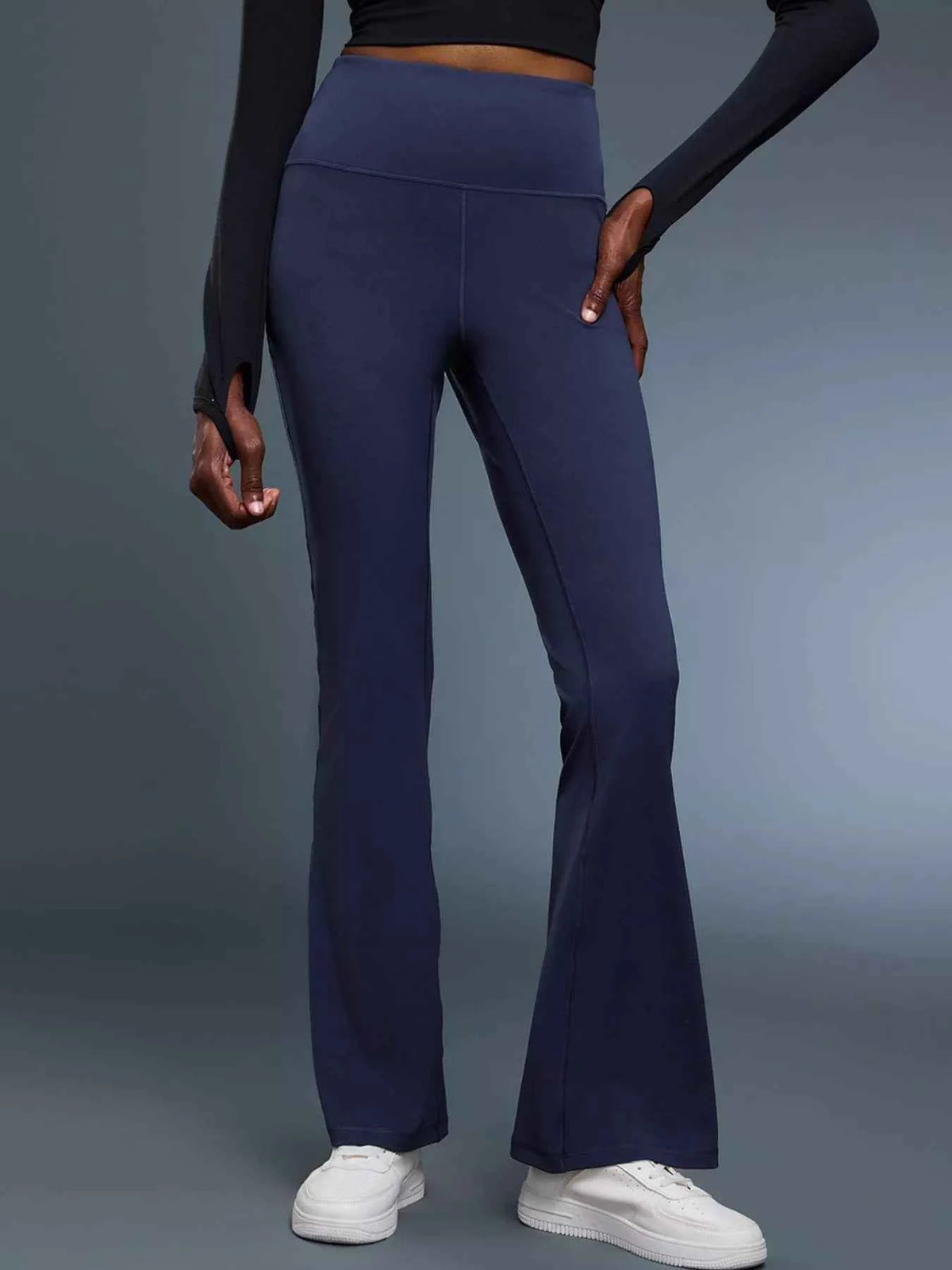 High-Waisted Flare Active Pants - Elevate Your Activewear Game — view 5
