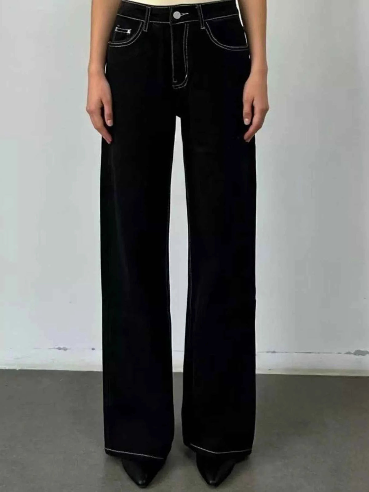 Wide Leg Washed Jeans - Effortless Style and Comfort — view 5