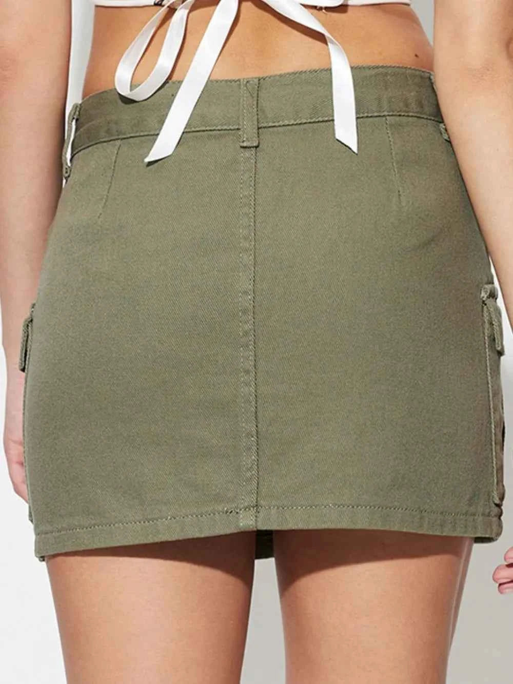 Stylish Pocketed Mini Denim Skirt for Effortless Casual Chic
