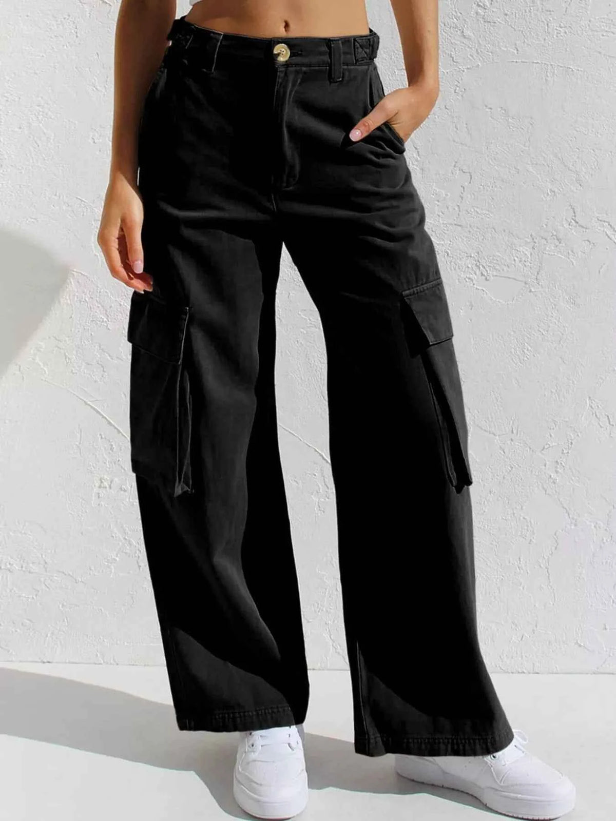 High-Waisted Wide Leg Cargo Jeans - Effortless Style & Comfort